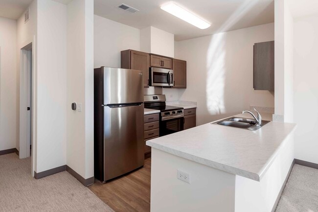 Kitchen - Tuckaway Townhomes