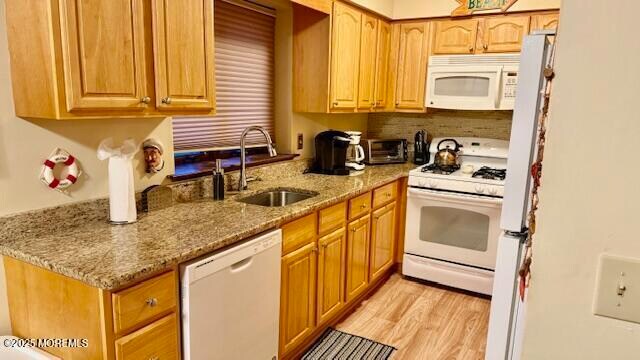 Foto del edificio - 210 Sumner Ave