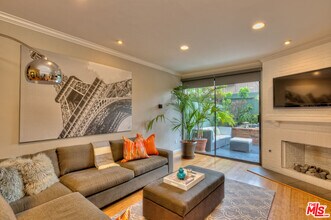 Building Photo - 2663 S Centinela Ave