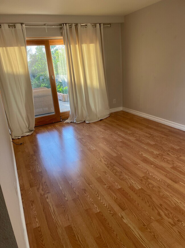 Bedroom - 1721 Chelsea Rd
