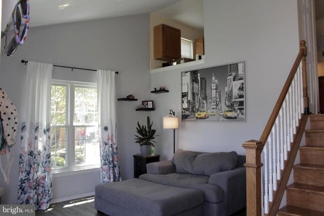 Building Photo - 14 Olivia Ct