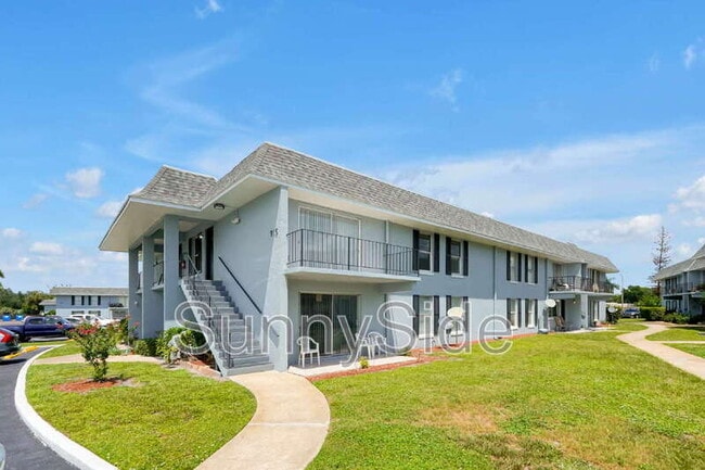 Building Photo - 915 W Oak Ridge Rd