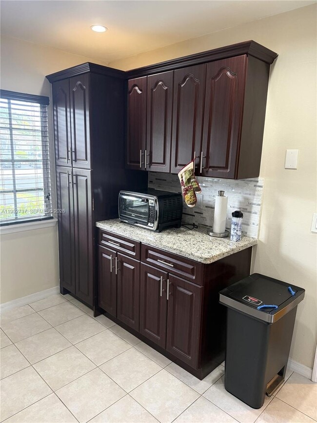 Foto del edificio - 1841 SW 116th Way