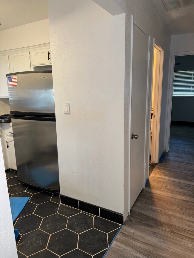 Kitchen & Hallway - 5204 W Holland Ave