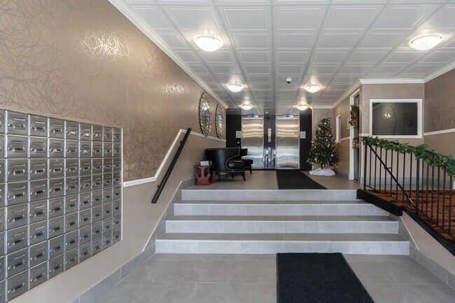 Photo du bâtiment - River Ridge Tower Apartments