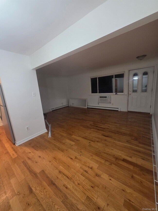 Foto del edificio - 63 Poplar Ln