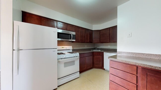 Foto del edificio - 121 N Gregory St