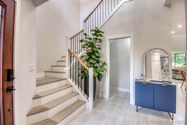 Foto del edificio - 757 Windermere Way