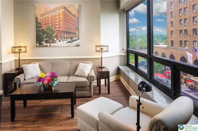 Foto del edificio - 462 Main St