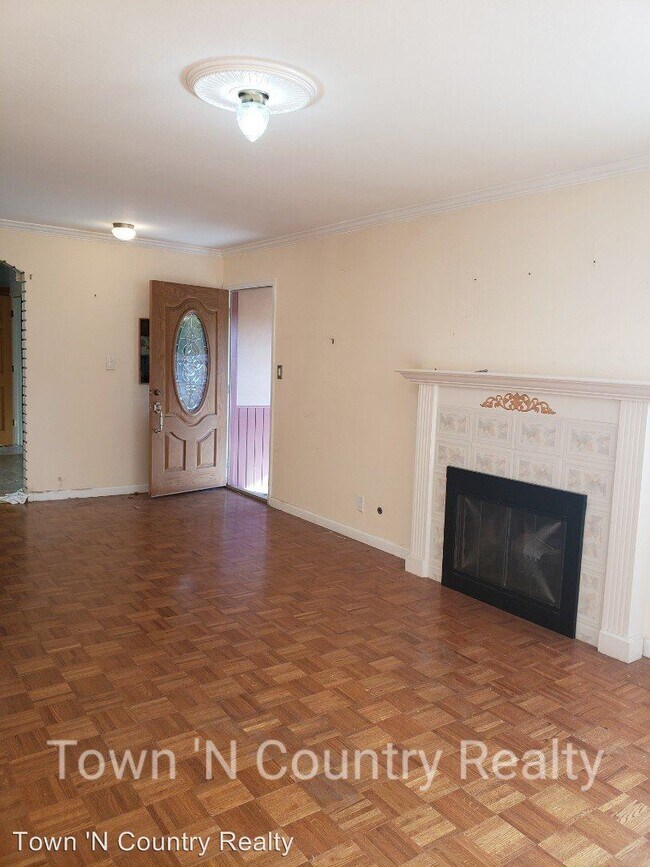 Building Photo - 4 br, 2 bath House - 1578 Colusa Place