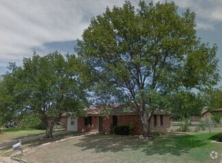 Building Photo - 213 Southside Dr