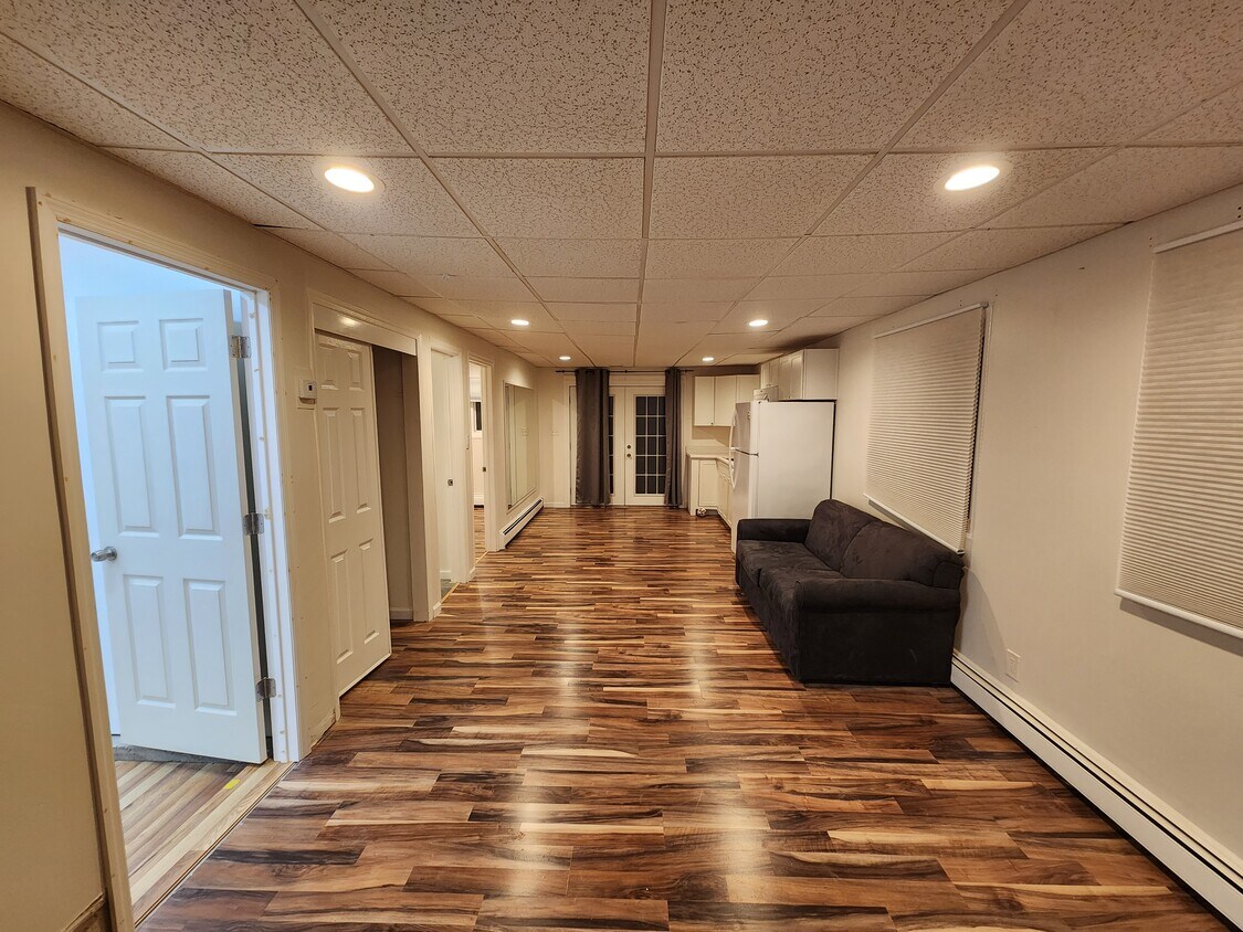 529 Sleepy Hollow Dr Unit 1, Shirley, NY 11967 Apartments in Shirley