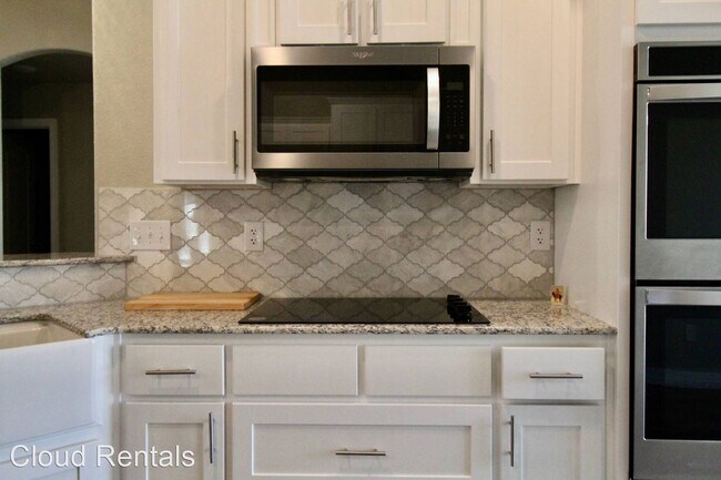 Foto del edificio - 4 br, 3 bath House - 2129 Mercer St