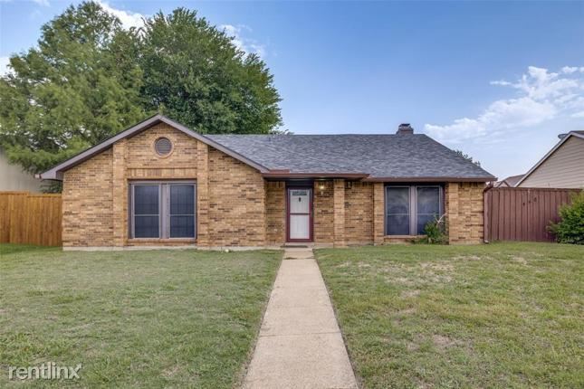 Primary Photo - 3 br, 2 bath House - 450 i Everest Drive