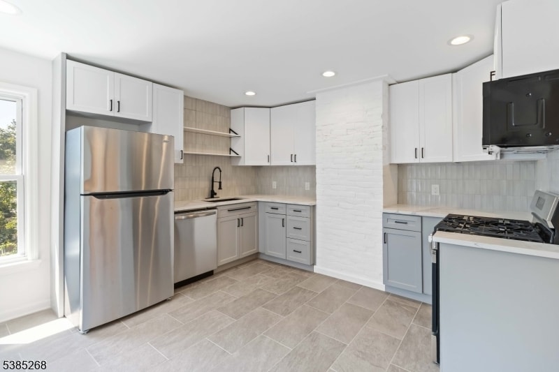 Foto principal - 113 Maple Ave