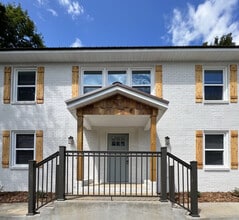 Building Photo - 402 Burkemont Ave