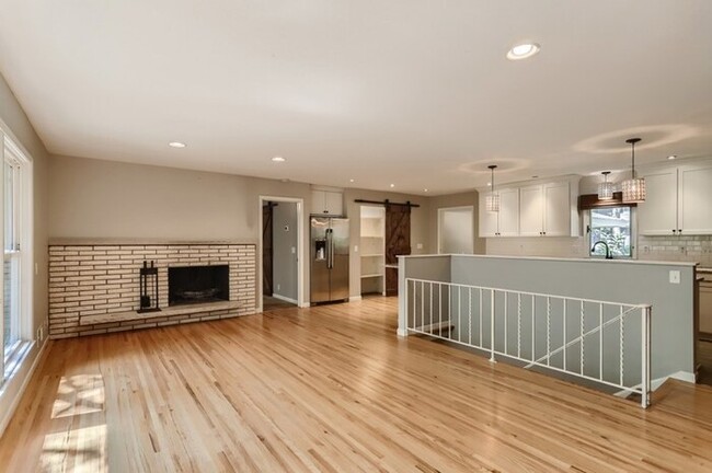 Building Photo - 5944 Woodland Cir, Minnetonka, MN, 55345