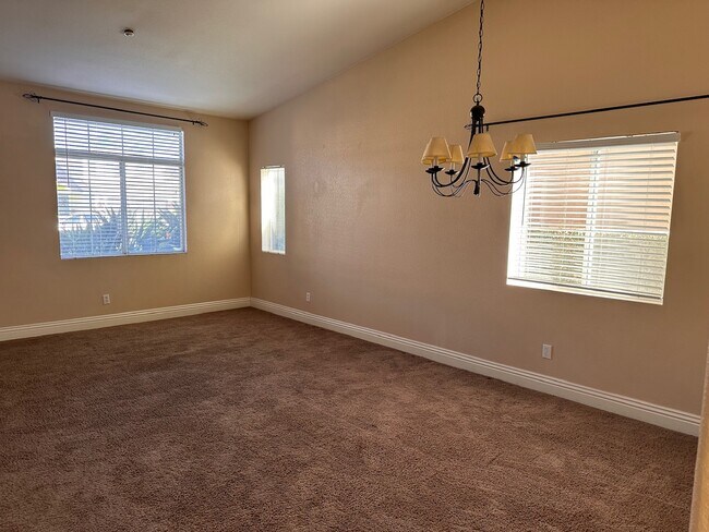 Building Photo - 15599 Caravelle Ave
