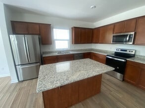 Building Photo - Room in House on Luca Ter SW