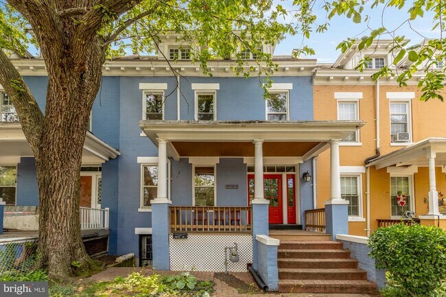 Foto del edificio - 4012 7th St NW