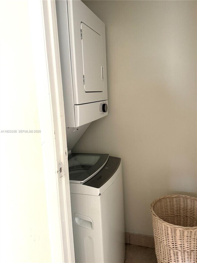 Foto del edificio - 1209 N 17th Ave