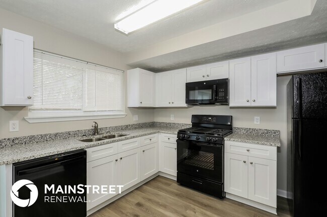 Foto del edificio - 4659 Shannon Ct