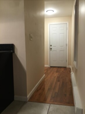 Building Photo - 12 Martin St