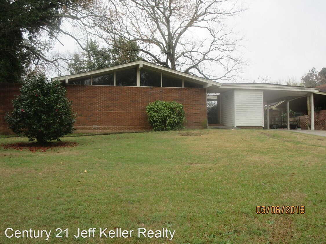 Primary Photo - 3 br, 1.5 bath House - 3358 Wedgewood Dr.