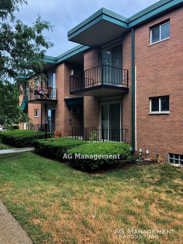 1942 Axtell Dr Unit 7, Troy, MI 48084 Condo for Rent in Troy, MI