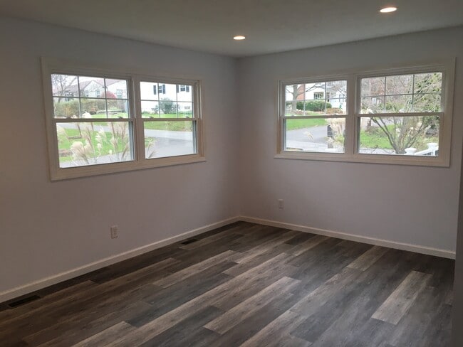 Building Photo - 203 Rockridge Rd