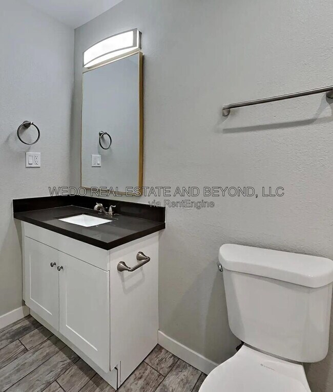 Foto del edificio - 1302 E Vista Ave