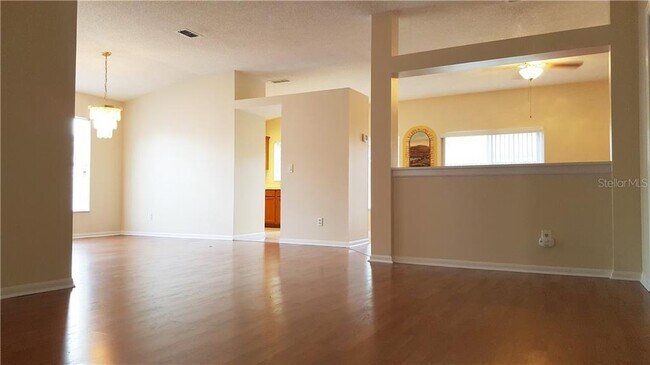 Building Photo - 2894 Falling Tree Cir