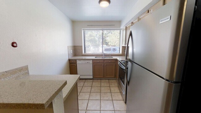 Foto del edificio - 2633 Juniper Ave