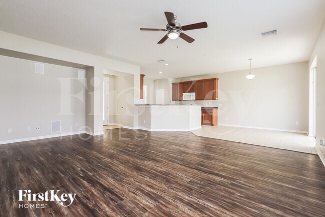Foto del edificio - 7114 Early Gold Ln