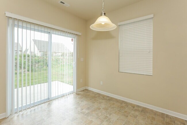 Foto del edificio - 434 Knothole Ln