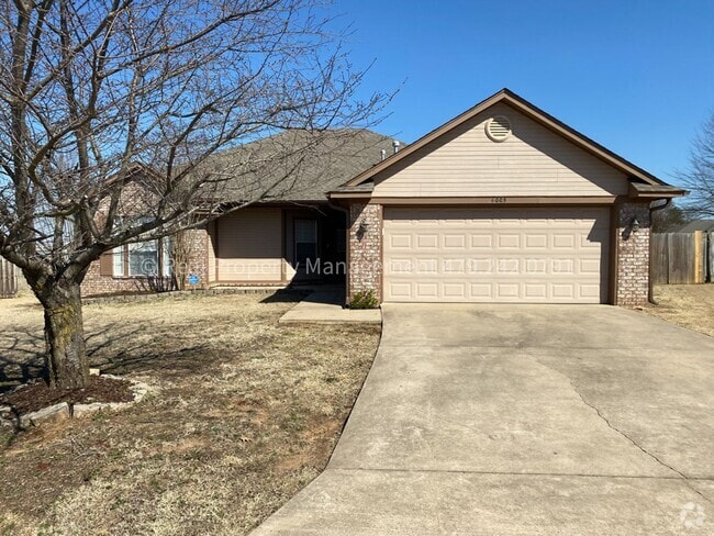 Building Photo - 6005 Sandy Parker Ct