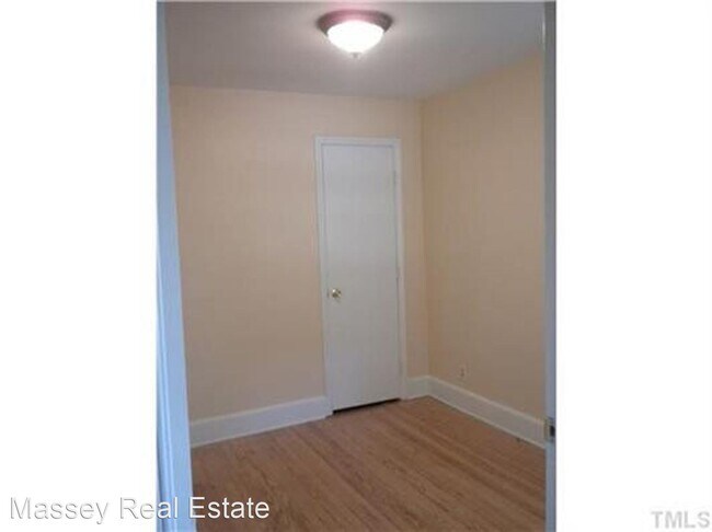 Foto del edificio - 4 br, 2 bath House - 914 Medina 0.0