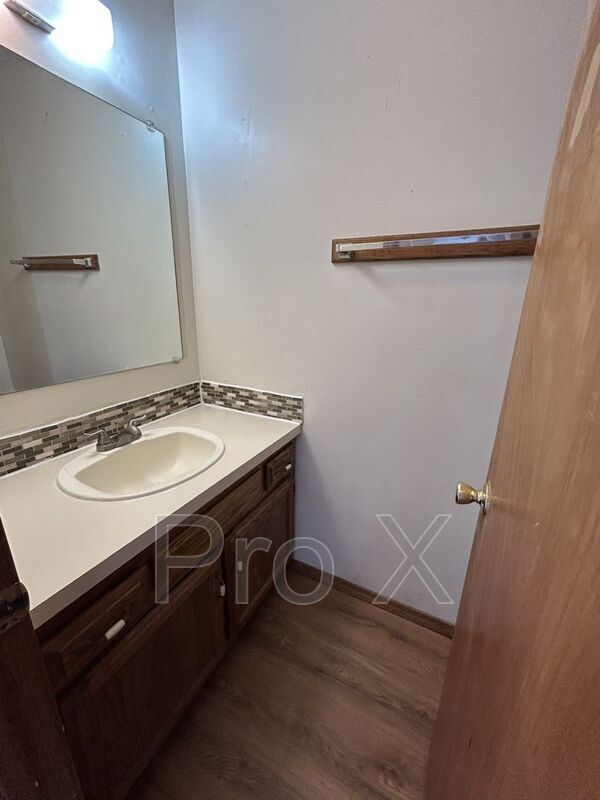 Foto del edificio - 207 E Carlton St