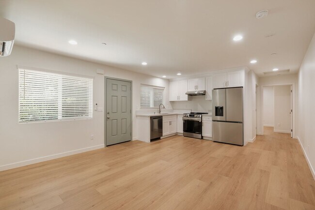Foto del edificio - 1806 S 8th St
