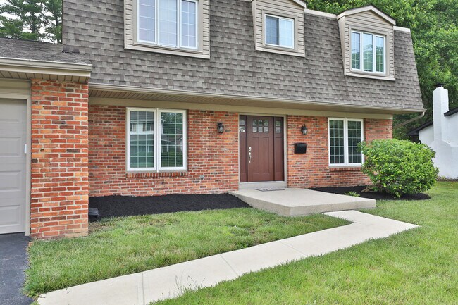 Foto del edificio - 7002 Wethersfield Pl