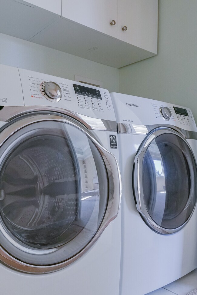 Foto del edificio - 1236 Poplar Ave