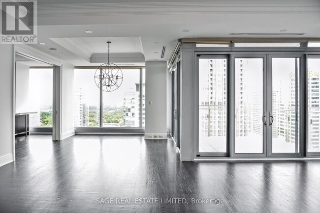 Building Photo - 50 Yorkville Ave