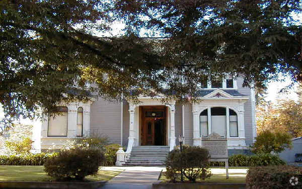 Foto del edificio - Holden Mansion