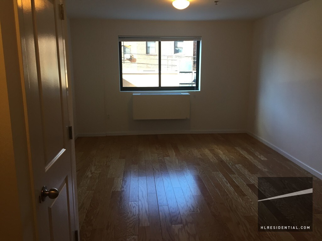 Foto del edificio - 3172 31st St