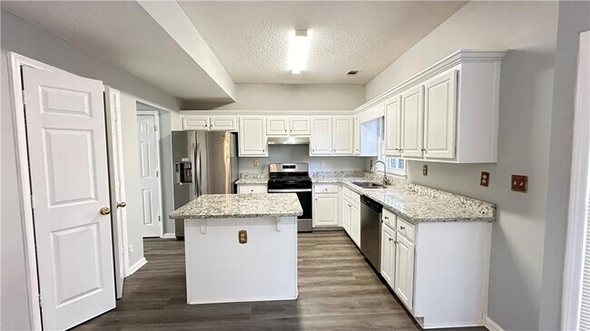 Building Photo - 4982 Anclote Dr
