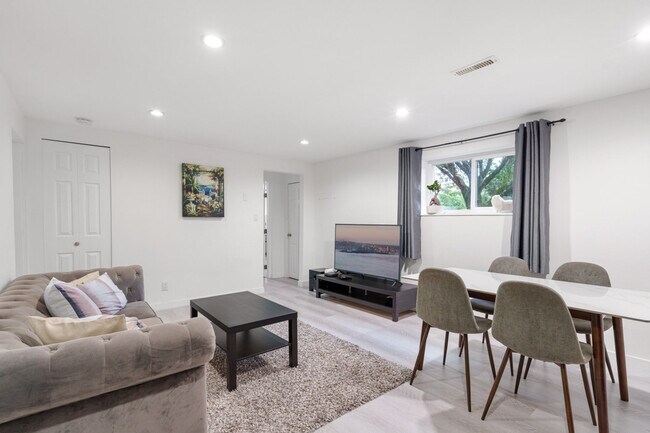 Photo du bâtiment - 2606 E 18th Ave