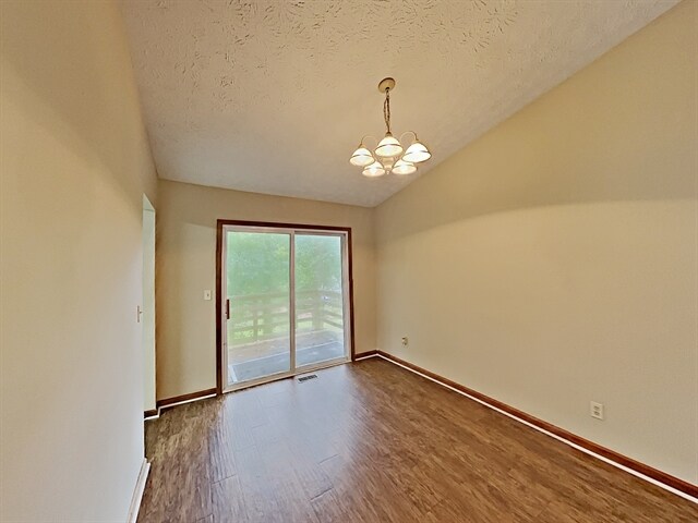 Building Photo - 4947 Woodland Way NW