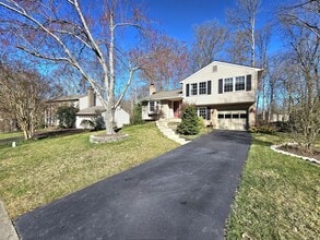 Building Photo - 11930 Cotton Mill Dr