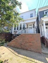 Building Photo - 69 Beacon Ave