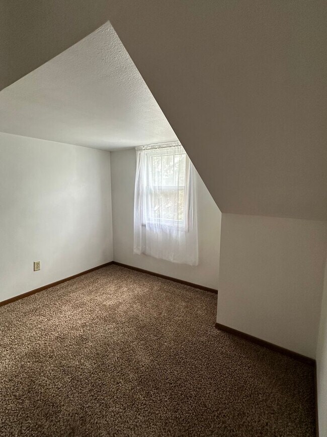 Foto del edificio - 3 Bedroom Home